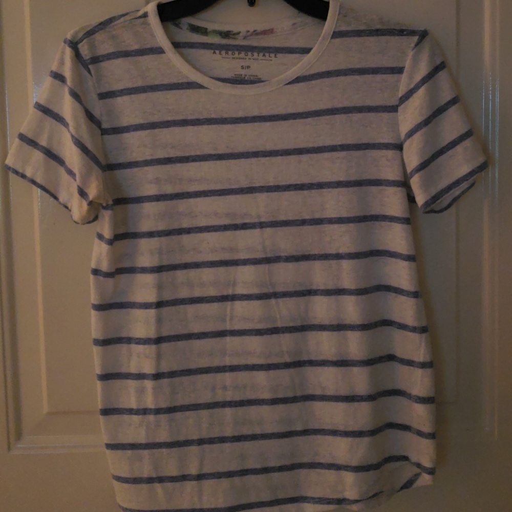 🐳🐳AEROPOSTALE shirt!!🐳